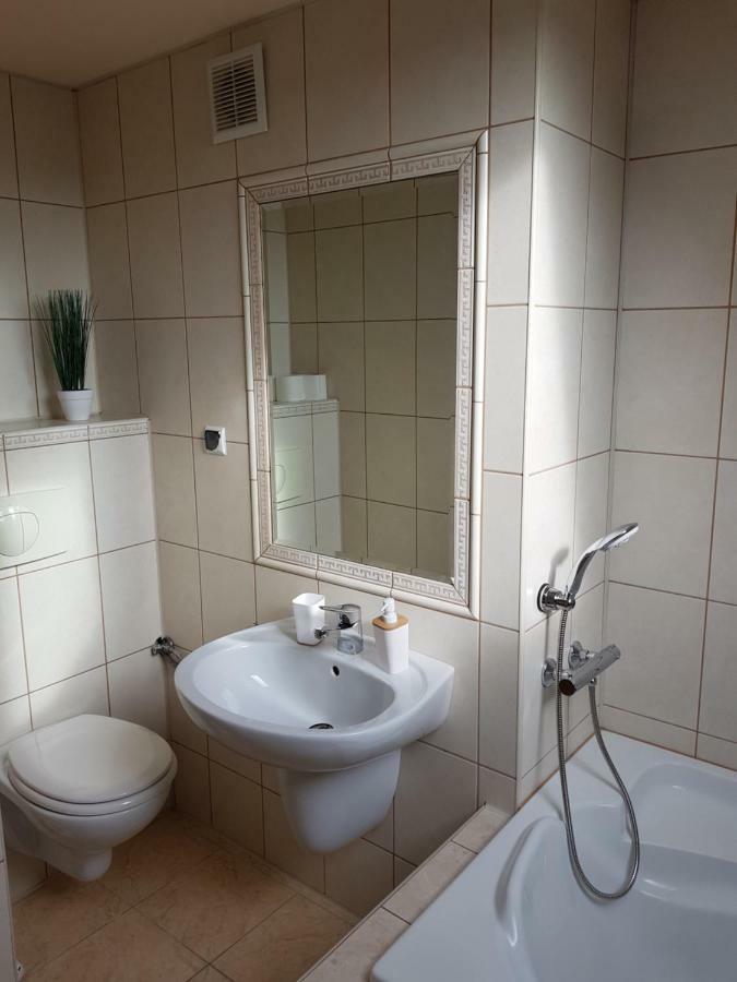 Elexia Apartment เชียโนเซตี ภายนอก รูปภาพ