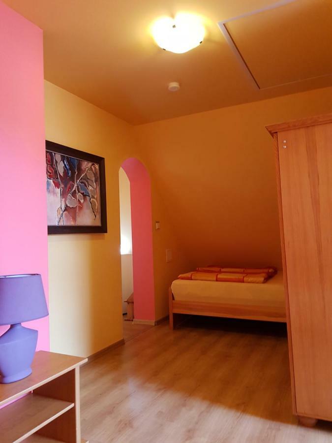 Elexia Apartment เชียโนเซตี ภายนอก รูปภาพ